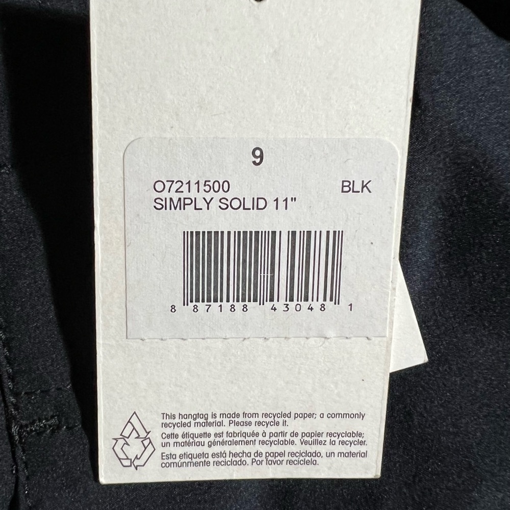 Volcom Women's Simply Solid 11in Black Drawstring Board Shorts Size 9 NWT - Picture 4 of 4